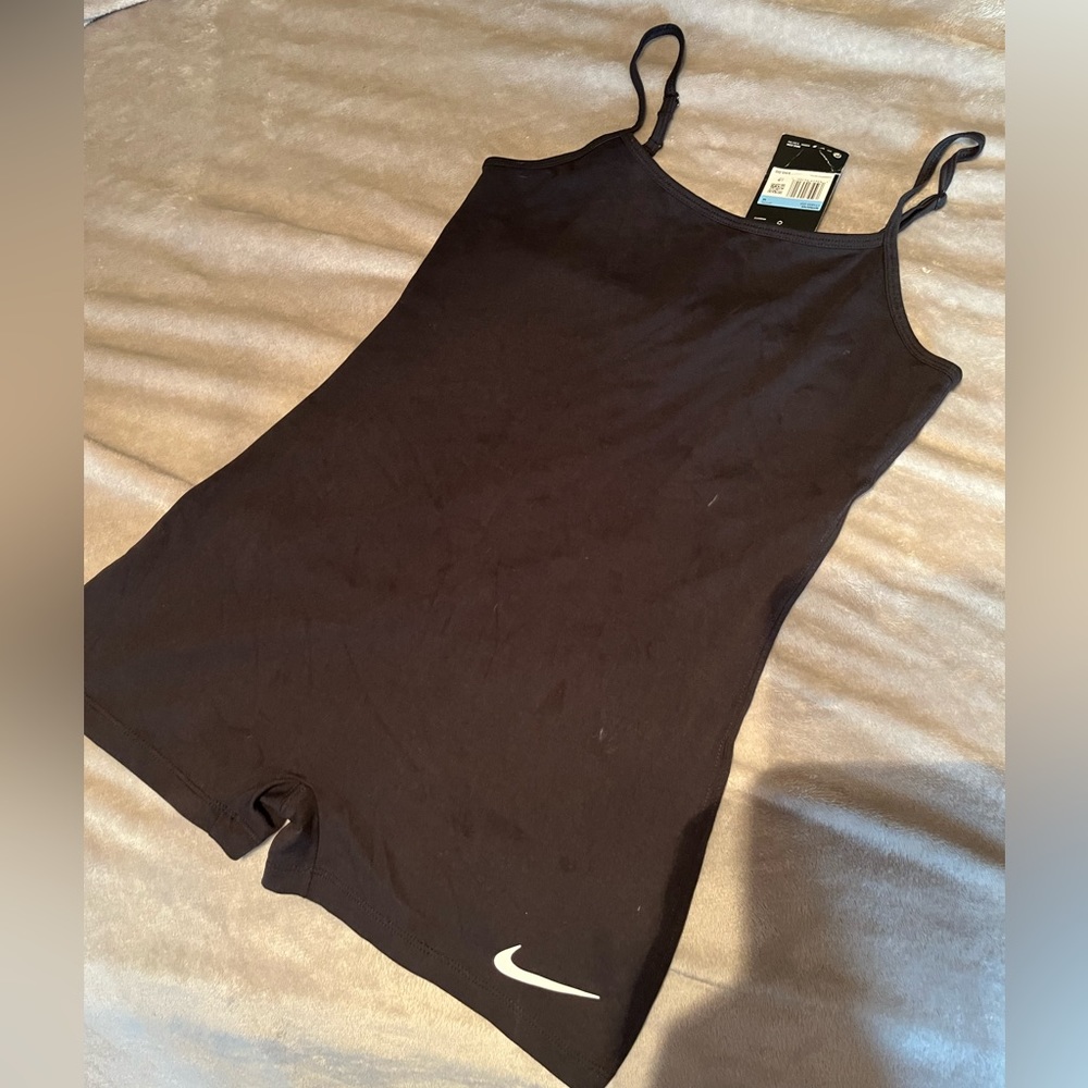 BRAND NEW Nike One-Piece🖤